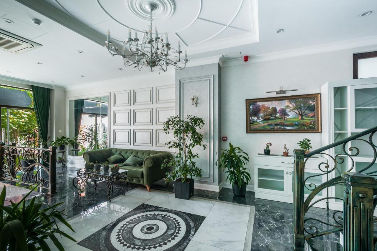 Old Garden Hotel باتومي المظهر الخارجي الصورة